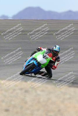 media/Mar-13-2022-SoCal Trackdays (Sun) [[112cf61d7e]]/Bowl Exit (1110am)/